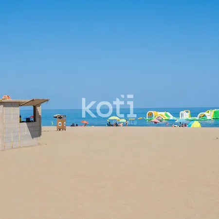 Koti - Trinidad * Фуэнхирола
